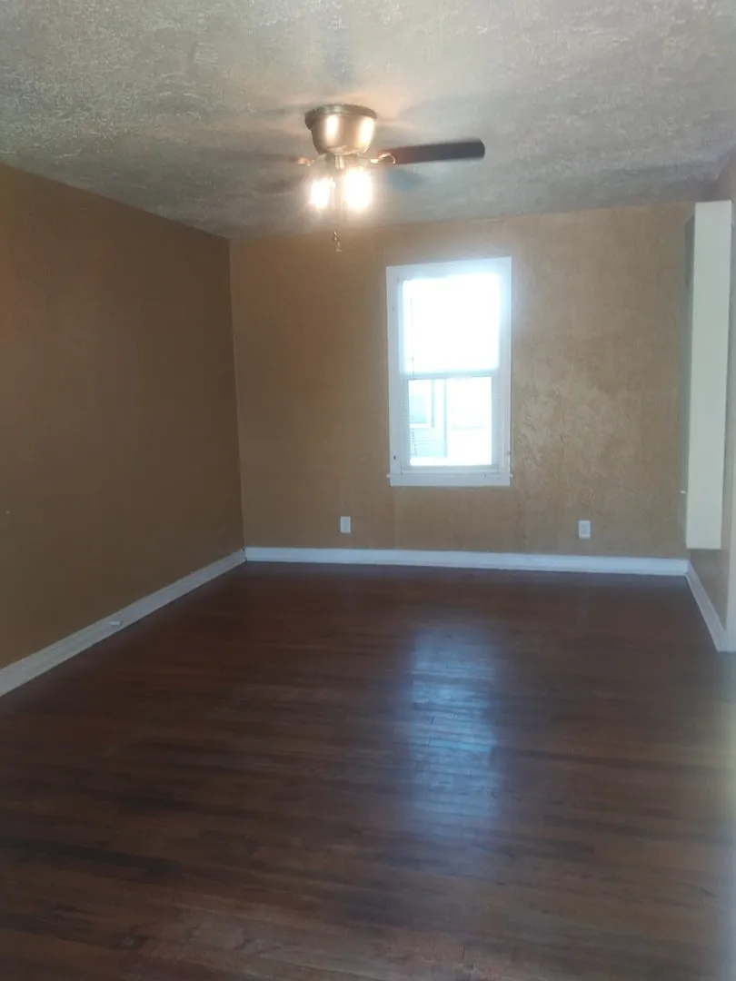 Building Photo - 4205 S Tyler St