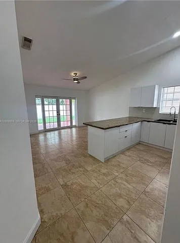 7862 SW 157th Ct — Photo 8