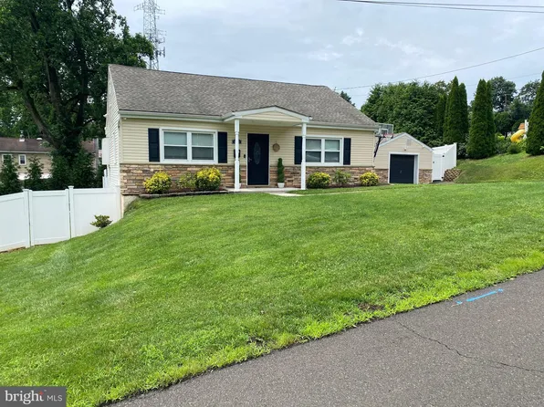 4854 Sycamore Ave, Trevose, PA 19053