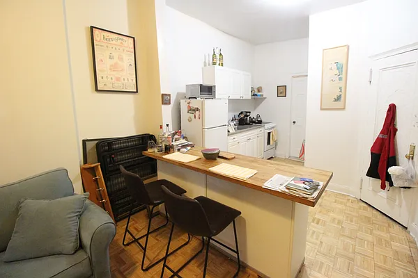 Rented by Luxor Homes & Investment Realty | media 21