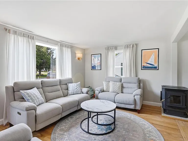 25 King Rd — Photo 15