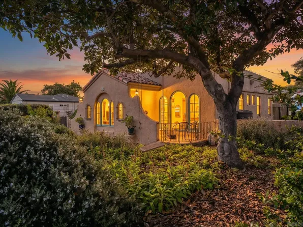 3714 Nimitz Blvd, San Diego, CA 92107