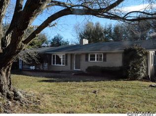 16 Willowbrook Rd, Asheville, NC 28805