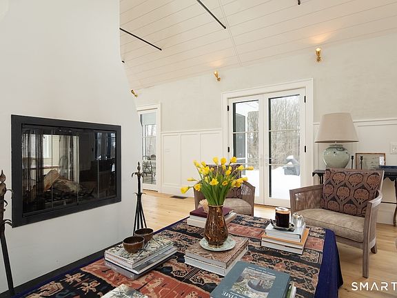 5th image of 5 Valley Road