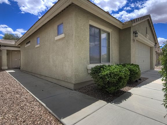 5th image of 32967 N Quarry Hills Dr