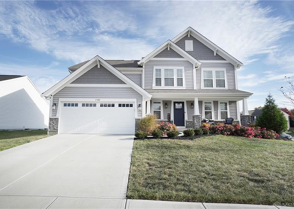 1st image of 1582 Englewood Ct