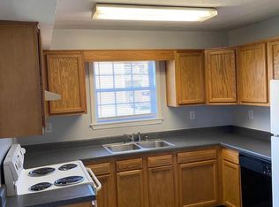 106 Kenilworth Ct, Radcliff, KY 40160