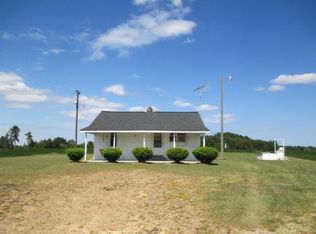 186 Airlie Rd, Littleton, NC 27850