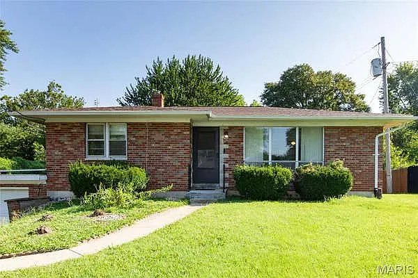 2 bed, 982 sqft, $1,900 — Photo 3