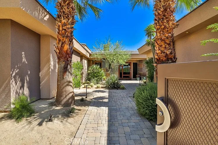 49687 Canyon View Dr — Photo 41