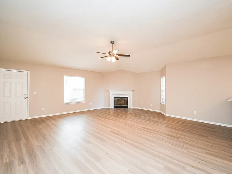 1368 High Plains Dr W — Photo 6