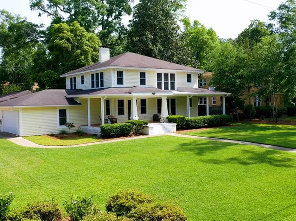 1110 Woodlawn Dr, Dothan, AL 36301