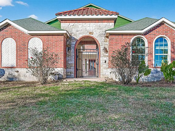 4th image of 24518 Fm 1462 Rd