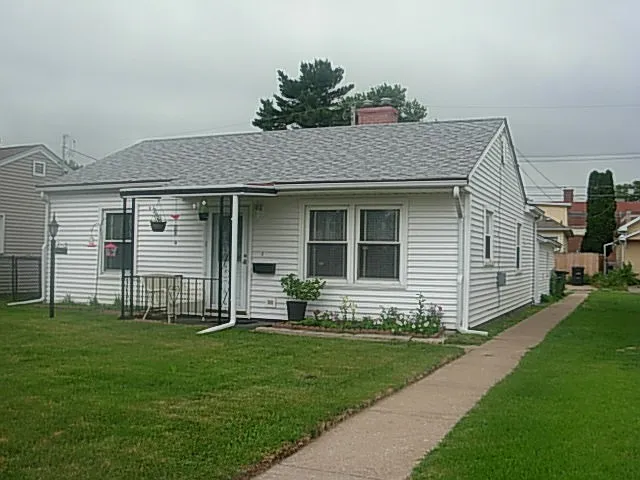 903 43rd Ave photo 1