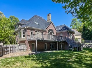 1309 Canterbury Hill Cres, Charlotte, NC 28211