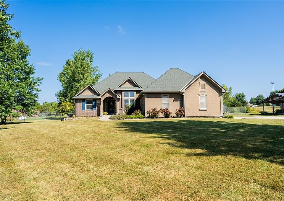 17410 Tower Rd, Basehor, KS 66007 Zillow