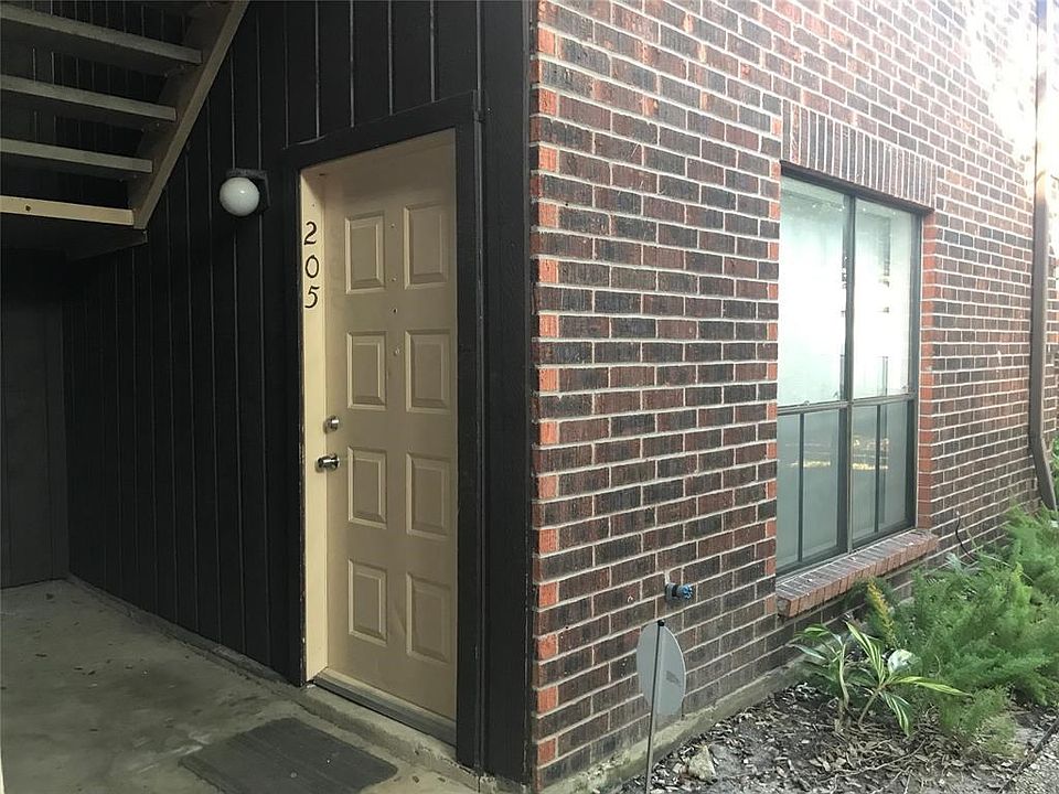 1st image of 3100 Walnut Bend Ln APT 205