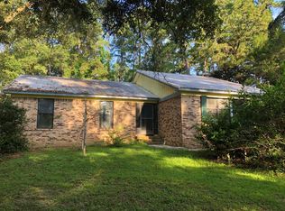8101 Hugh Ln, Tallahassee, FL 32309