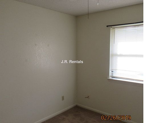 5th image of 2606 Phyllis Dr