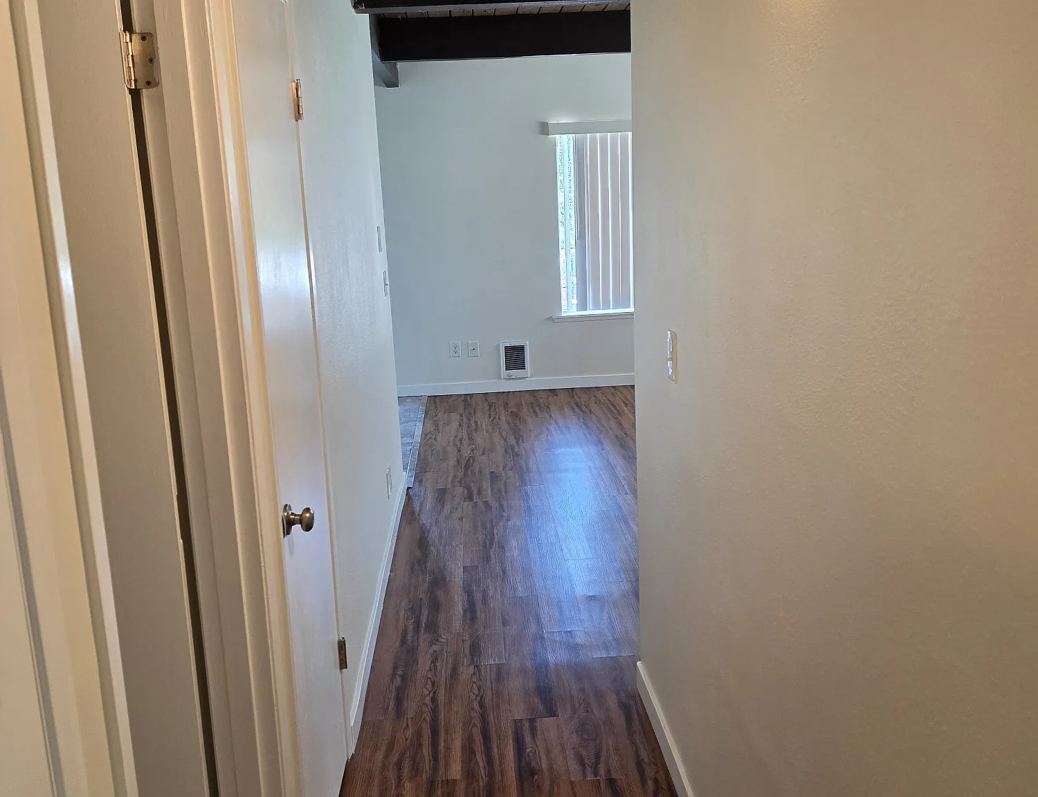 2 bed, 850 sqft, $1,700 — Photo 3
