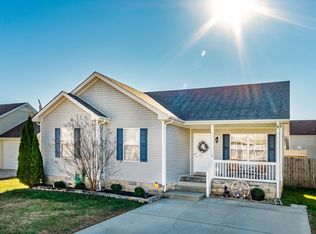 512 Fox Trot Dr, Clarksville, TN 37042