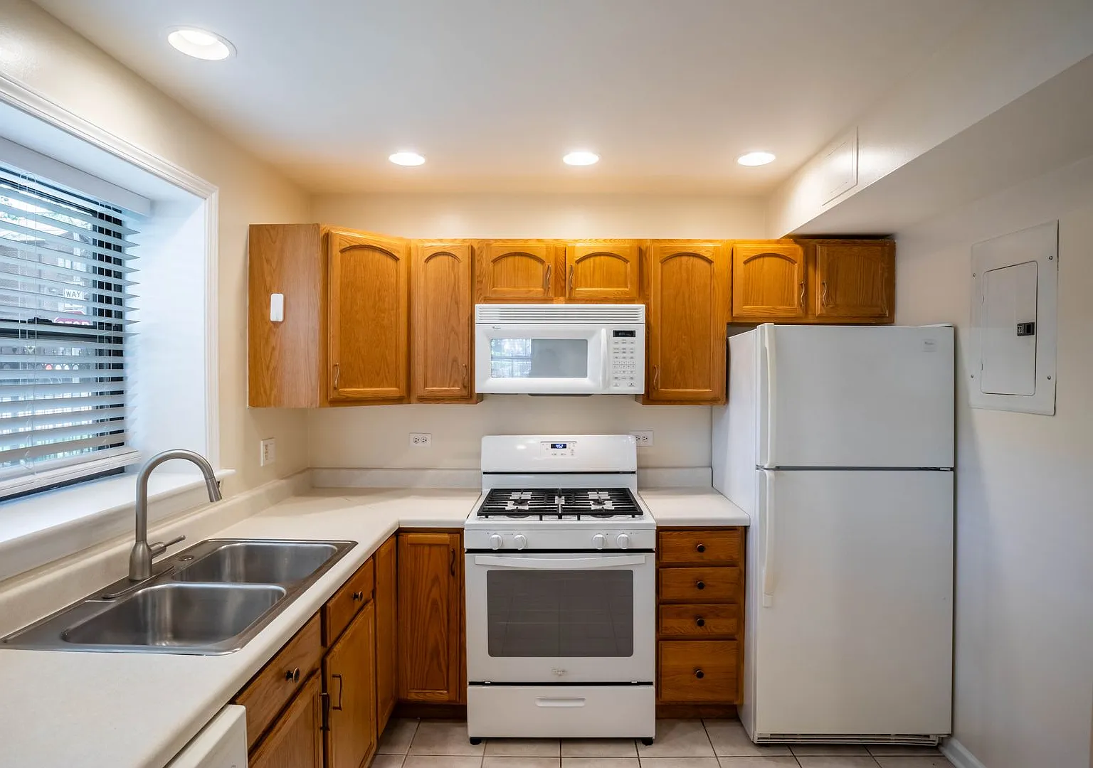 1902 Birchwood, LLC — Photo 2