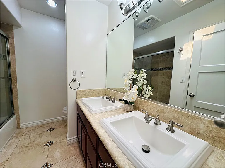 2845 Sheffield Rd — Photo 16