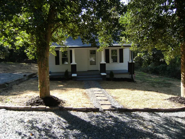 1425 Kefauver Rd SE, Roanoke, VA 24014