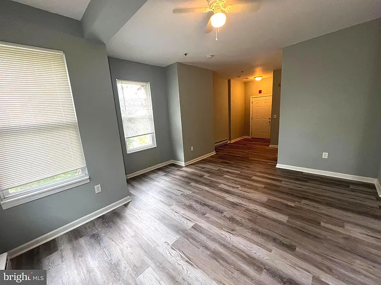 1711 W Tioga St #1 — Photo 5