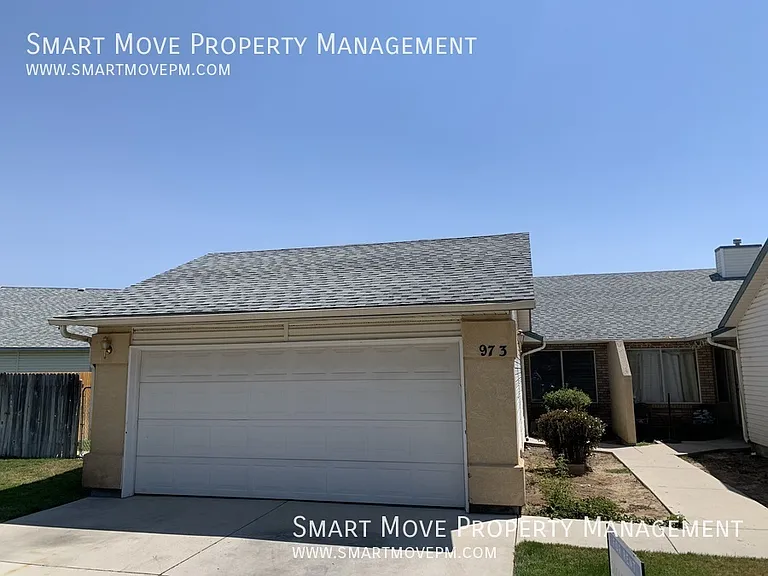 973 E Blue Heron St — Photo 1