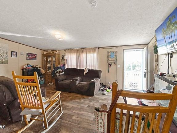 5th image of 1220 McMillan Rd