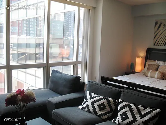 Rented by Corcoran | media 12