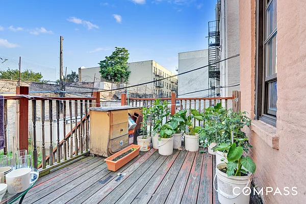 Rented by Compass | media 6