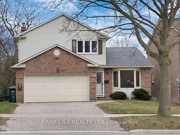 855 Queen St W #1, Mississauga, ON L5H 4A3