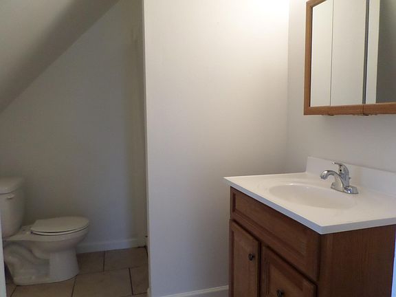 5th image of 507 E Rose St #A