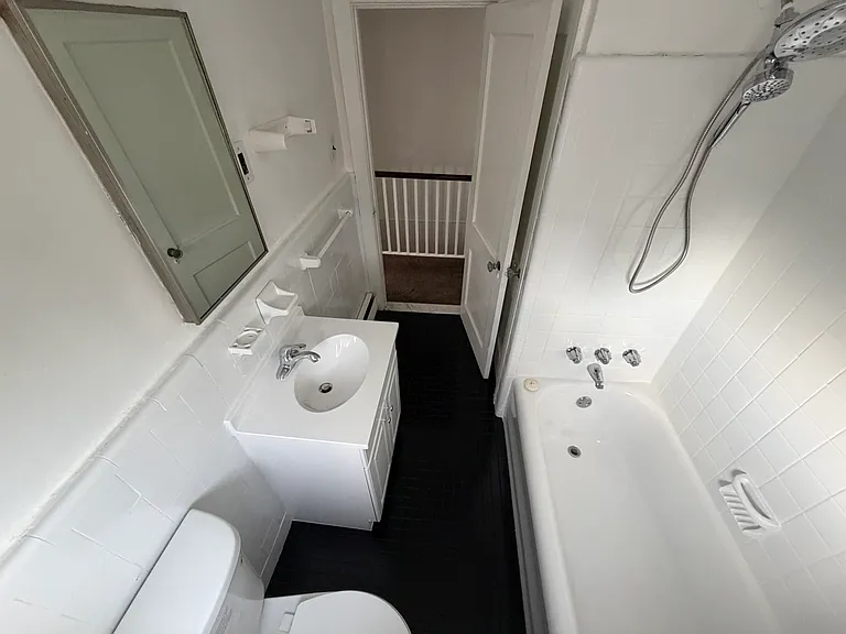 7201 Glenloch St #2 — Photo 9