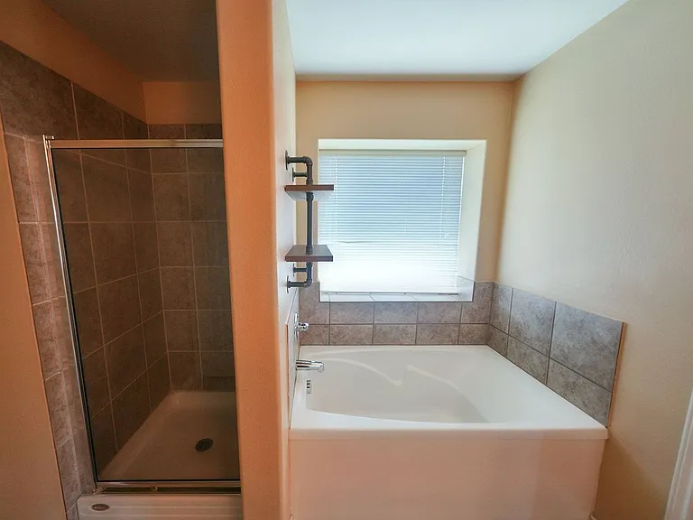 320 Longhorn Way — Photo 22