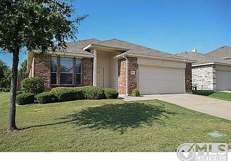 5752 Touchstone Dr. Great Corner Lot in the highly sought after
