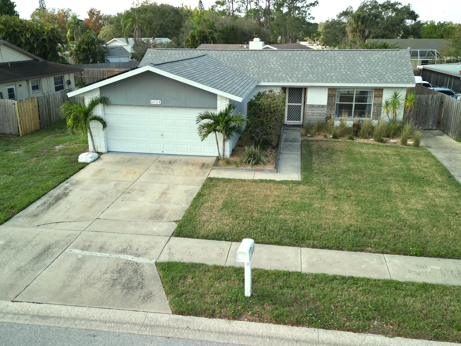 2 bed, 1297 sqft, $2,150 — Photo 1
