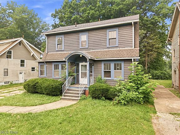 3rd image of 3016 Hudson Ave