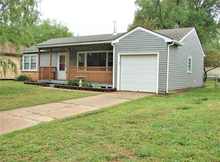 215 Stearns Ave, Haysville, KS 67060