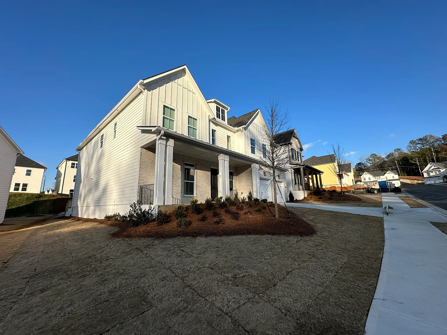 375 Tillman Pass — Photo 2