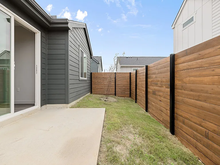 C1 Private Fenced in Yard C1 Private Fenced in Yard