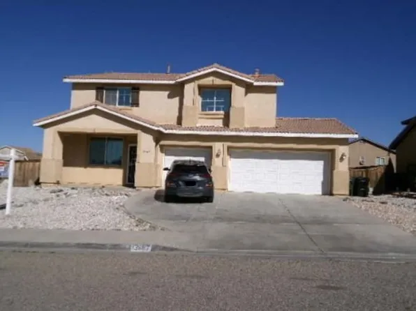 11782 Dellwood Rd, Victorville, CA 92392
