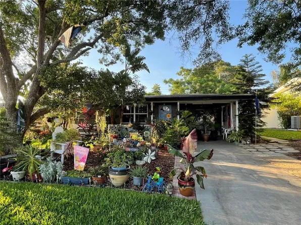 1305 Hawaii Ave, Palm Harbor, FL 34683