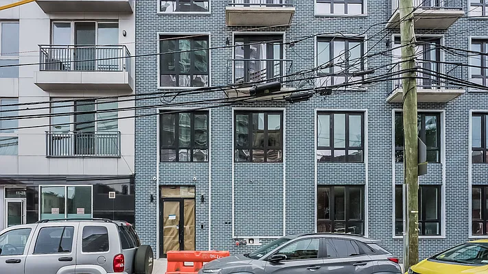 Rented by Nooklyn NYC LLC | media 97