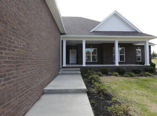 1894 Hygeia Rd, Greenbrier, TN 37073