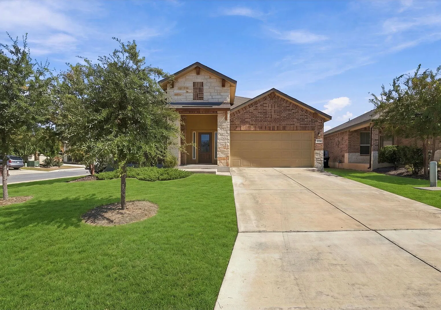 Room to Unwind! Spacious 3-Bedroom + Office in Amenity-Filled Valley Ranch — Photo 2