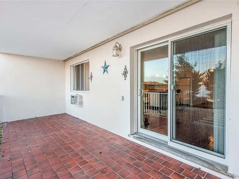 1494 Shore Dr #7F — Photo 28