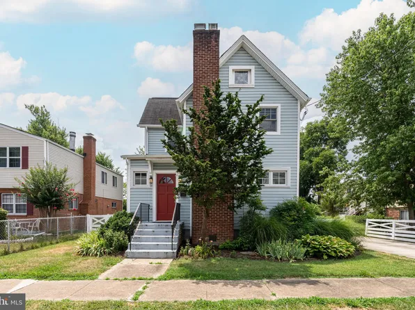 3538 18th St S, Arlington, VA 22204